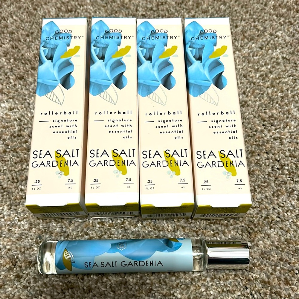 NIB 4 Good Chemistry Rollerball Signature Scent Essential Oils Sea Salt Gardenia